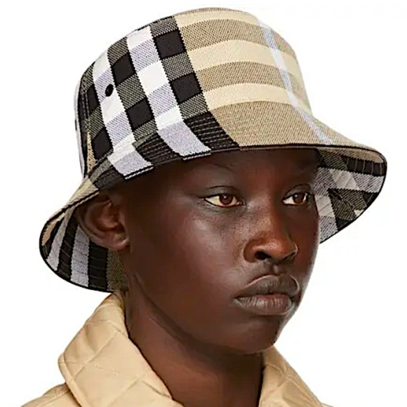 BURBERRY  Beige Check Jacquard Bucket Hat - Dusty Sand - Picture 1 of 10